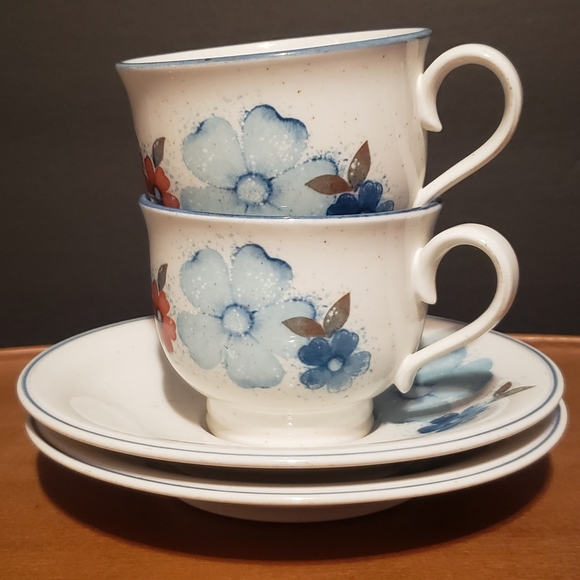 Noritake Versatone Glimmer Cups and Saucers set of 2 - Picture 8 of 9
